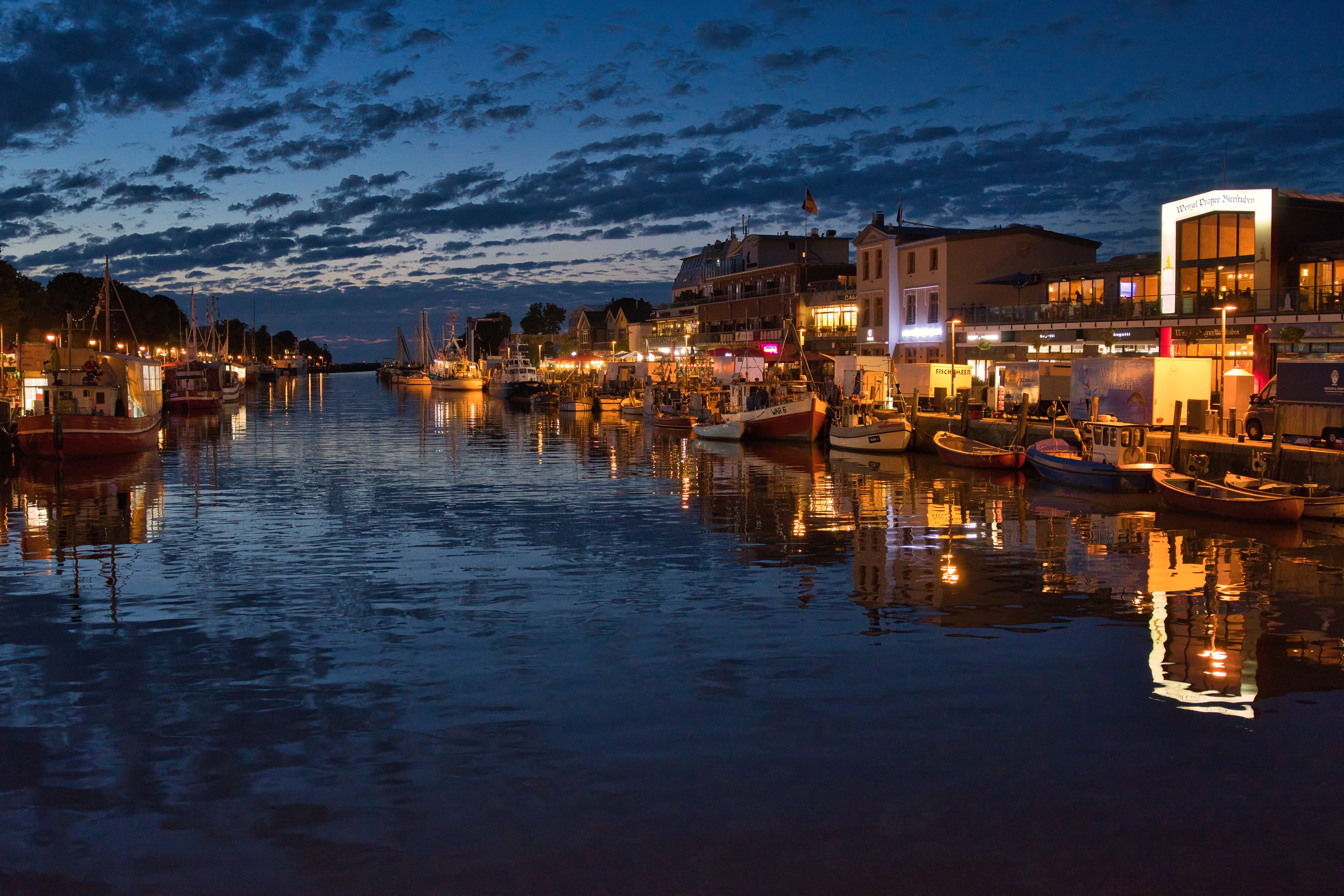 Alter Strom in Warnemünde